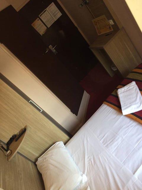 Lou Mistralou Hotel Saint-Andiol Eksteriør billede