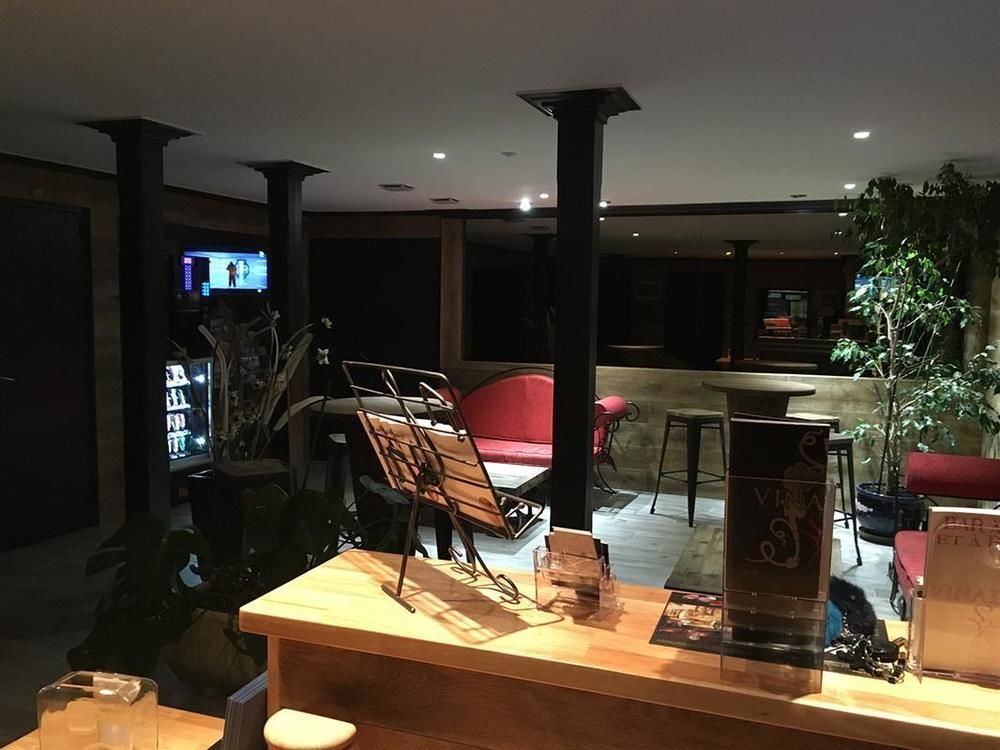 Lou Mistralou Hotel Saint-Andiol Eksteriør billede